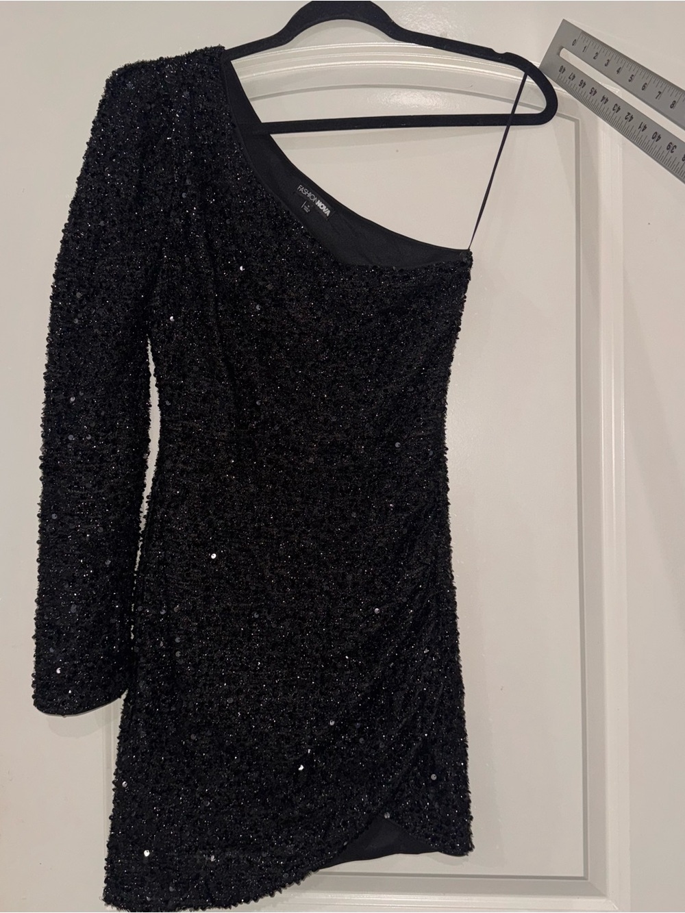 FashionNova One-Shoulder Black Sequin Mini Dress Size Small